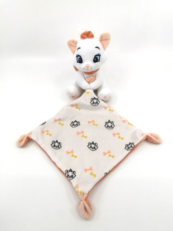  - marie the cat - aristocat blanket white pink  